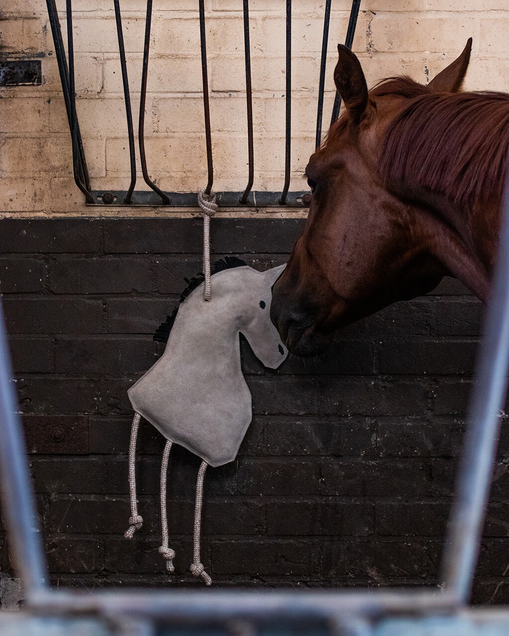 Jouet pour cheval Imperial Riding Stable buddy Licorne - Écurie